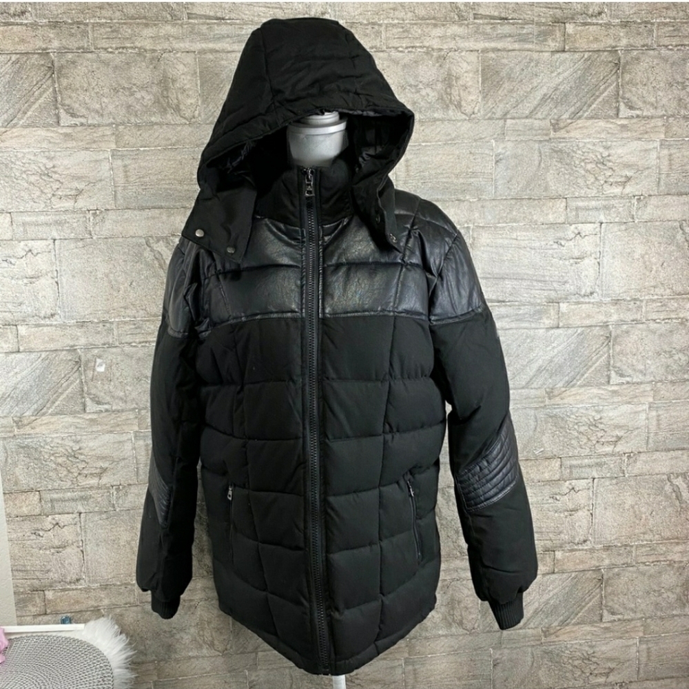 Spire Black Hooded Puffer Jacket Size Medium
